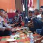 Ket.Foto : Suasana Pelaksanaan Maulid Nabi 1447 H, terlihat akrab 
forkopimcam Kecamatan Langsa Kota, Babinsa, Bhabinkamtibmas dari Polsek dan Koramil, tokoh masyarakat, tokoh adat, tokoh agama dan undangan dari tokoh masyarakat Tiong Hoa.