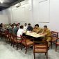 
Ket. Foto : PC F. SPTI Kota Pekanbaru, Menghadiri Undangan Pihak Polresta Pekanbaru dan Dinas Tenaga Kerja Kota Pekanbaru. 