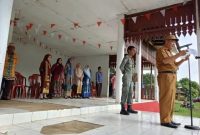 Ket. Foto : Camat Negeri Agung, Hepi Haryanto,S.E, Saat Pimpin Upacara Peringatan Hari Ibu. 