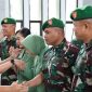 Ket. Foto : Pangdam XIX/Tuanku Tambusai Mayjen TNI Dr Agus Hadi Waluyo SAP MM CHRMP,  saat acara kegiatan Laporan Korps Kenaikan Pangkat Perwira Menengah (Pamen) periode 1 April 2026 yang berlangsung di Gedung Kaharuddin Nasution, Makodam XIX/Tuanku Tambusai, Rabu (01/04/2026). 
