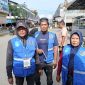 Keterangan Foto: Juru parkir (jukir) Kota Langsa menerima seragam untuk memastikan identitas mereka saat bertugas di lapangan.