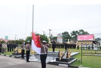 Keterangan foto : Kapolres Kampar, AKBP Boby Putra Ramadhan Sebayang, saat memimpin Upacara Peringatan Hari Lahir Pancasila di Lapangan Upacara Mapolres Kampar. (dok.ist) 