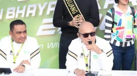 Keterangan Foto: Ketua Pelaksana Riau Bhayangkara Run 2026, Kombes Pol. Daniel Widya Mucharam (kanan), didampingi Karo SDM Polda Riau Kombes Pol. Dr. Boy Jeckson Situmorang, S.I.K., M.H., saat memberikan keterangan pers. (dok.ist)