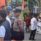 Keterangan Foto: Sejumlah mahasiswa yang tergabung dalam Aliansi Cipayung Plus menyuarakan orasi di depan gerbang Mapolda Riau.(dok.ist) 
