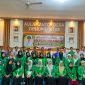 Keterangan Foto: Mahasiswa/i peserta KKN IAIN Langsa berfoto bersama usai disambut Kepala Desa Tanjung Putus, Nanang Susanto, S.Pd.I., serta jajaran perangkat desa, tokoh masyarakat, Babinsa, Babinkamtibmas, dan unsur pemerintahan setempat di Aula Kantor Desa Tanjung Putus.