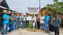Keterangan Foto: BPJS Ketenagakerjaan Duri, Bobby Setiawan Putra, menyerahkan Santunan Jaminan Kematian kepada Ahli Waris Pekerja PT. SUEK, disaksikan oleh Ketua PUK F.SPTI-K.SPSI, Asman; Mill Manager PT. SUEK, Hasan Basri; Sekretaris Caretaker PC F.SPTI-K.SPSI Bengkalis Daratan, Mampe Rotua; serta Bendahara Caretaker, Yeni Risna Anora.