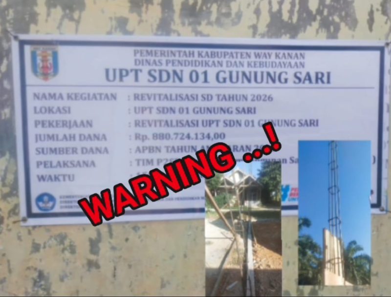 Keterangan Foto: Kondisi pembangunan yang tidak sesuai dengan bestek dan papan informasi proyek (plank) di SDN 01 Kampung Gunung Sari, Kecamatan Gunung Labuhan.