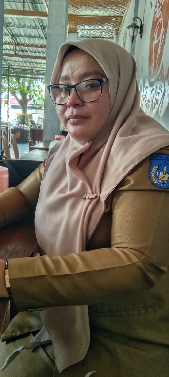 Keterangan Foto: R, pegawai P3K korban fitnah perbuatan mesum oleh oknum tidak bertanggung jawab.