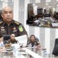 Keterangan foto : Asisten Pidana Umum (Aspidum) Kejati Riau, Otong Hendar Rahayu, S.H., M.H., mewakili Kajati Riau I Dewa Gede Wirajana, S.H., M.H., saat mengikuti ekspose virtual penyelesaian perkara melalui mekanisme plea bargain di Kantor Kejati Riau, Selasa (7/7/2026).