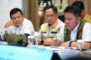 Keterangan Foto: Mendagri Muhammad Tito Karnavian saat mengikuti Rapat Satgas Karhutla Provinsi Sumatera Selatan di Posko Utama Satgas Karhutla, Kota Palembang, Senin (24/8/2026).