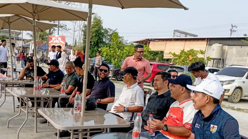 Keterangan Foto: H. M. Nasir Djamil saat menutup Turnamen Mini Soccer Barisan BENTARA NJ Kota Langsa.