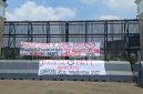 Keterangan foto : Spanduk demonstrasi Aliansi Masyarakat Pati Bersatu (AMPB) di depan Gerbang Utama Gedung DPR RI, Jakarta Pusat, (KOMPAS.com)