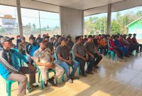 Keterangan Foto: Suasana sosialisasi pencegahan Karhutla yang digelar Polsek Bumi Agung Polres Way Kanan bersama unsur Forkopimcam di Kampung Bumi Agung, Sabtu (5/9/2026).
