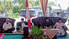 Keterangan foto: Pengukuhan dan pengambilan sumpah pengurus HUDA Kota Langsa dilakukan langsung oleh Ketua PB HUDA Aceh, Abiya Dr. Tgk. H. Anwar Usman, M.M.
