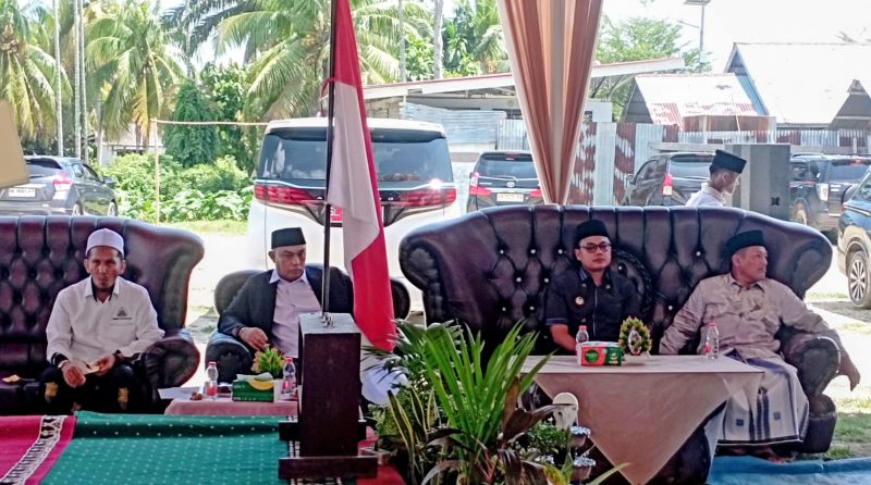 Keterangan foto: Pengukuhan dan pengambilan sumpah pengurus HUDA Kota Langsa dilakukan langsung oleh Ketua PB HUDA Aceh, Abiya Dr. Tgk. H. Anwar Usman, M.M.