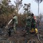 Keterangan foto: Personel Kodim 0303/Bengkalis bersama tim terpadu terus memperkuat penanggulangan kebakaran hutan dan lahan (Karhutla) di delapan titik wilayah Kabupaten Bengkalis dan Kepulauan Meranti.(dok.ist) 