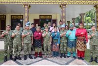 Keterangan foto : Pangdam XIX/Tuanku Tambusai Mayjen TNI Dr. Agus Hadi Waluyo, S.A.P., M.M., CHRMP, saat bersilaturahmi dengan pengurus LAM Provinsi Riau. 
