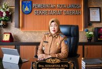 Keterangan foto: Plt. Kepala Dinas Pendidikan dan Kebudayaan Kota Langsa, Dra. Suhartini, M.Pd.