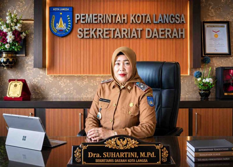 Keterangan foto: Plt. Kepala Dinas Pendidikan dan Kebudayaan Kota Langsa, Dra. Suhartini, M.Pd.