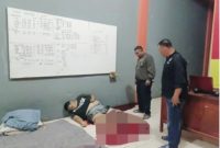 Ket. Foto : Babinsa dan Bhabinkamtibmas Kasikan, saat di TKP, yaitu Kantor Koperasi F. SPTI Kasikan (net) 