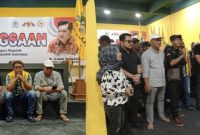 Ket. Foto : DPD II Partai Golkar Kota Langsa, dan Pengurus Golkar Menggelar Pasar Murah Untuk Masyarakat. 
