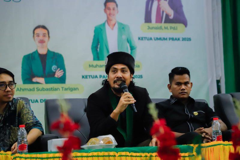 Ket. Foto : Ketua Umum KOPAZKA, Muhammad Mundzir, 