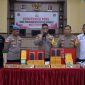 Ket. Foto : Kapolres Langsa, AKBP Mughi Prasetyo Habrianto, S.I.K., dalam konferensi pers pengungkapan tindak pidana narkotika yang digelar Senin, 16 Maret 2026