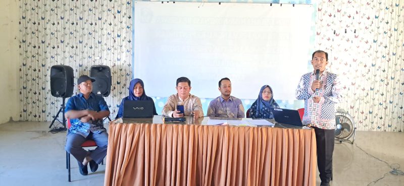 Ket. Foto : Plt. Kepala Dinas Pendidikan dan Kebudayaan Kota Langsa, Bobby Edwin, ST,  saat membuka Sosialisasi SPMB