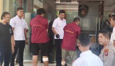 Keterangan foto : Polda Sumut, mengamankan dua Residivis Begal Sadis di Marelan. 
