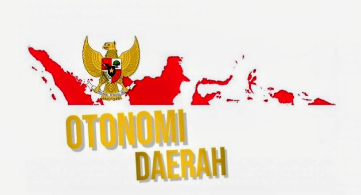 Keterangan foto : Spanduk Otonomi Daerah