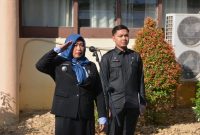 Keterangan foto : Sekretaris Daerah Kota Langsa, Dra. Suhartini, M.Pd, Jadi Pemimpin Upacara Saat Peringati Hari Otonomi Daerah ke-XXX Tahun 2026.