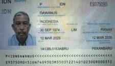 Keterangan foto : Dawanus Mahmud Muhammad (52 tahun), pemegang paspor nomor E9375090 yang beralamat di Ranah RT 01 RW 03, Kabupaten (ist) 
