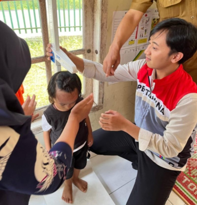 Ket. Foto : kader Posyandu Sekar Melati 1, Desa Rimba Beringin, Kecamatan Tapung Hulu, Kabupaten Kampar. 