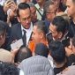 Keterangan Foto: Gubernur Riau Nonaktif, Abdul Wahid, usai mengikuti sidang lanjutan perkara korupsi di Pengadilan Tipikor Pekanbaru, Rabu (22/4/2026).
