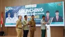 Keterangan foto : Lounching Aplikasi Pajak Daerah Digital
