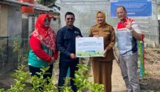 Keterangan foto : PT Pertamina Hulu Rokan (PHR) Zona Rokan meresmikan greenhouse Program Puteri Proklim Melayu Lestari milik Tim Penggerak PKK Kelurahan Air Jamban, Kecamatan Mandau, (foto : ist) 
