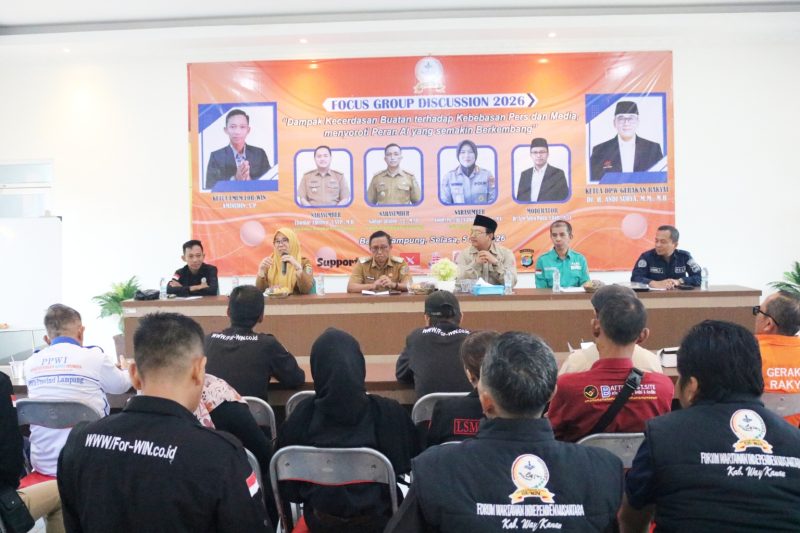 Keterangan foto : Memperingati Hari Kebebasan Pers, For-WIN  Lampung Gelar Dialog, Selasa (5/5/2026) di Gedung Sekretariat DPW Gerakan Rakyat, Jalan St. Djamil, Gedung Meneng, Rajabasa, Bandar Lampung.

