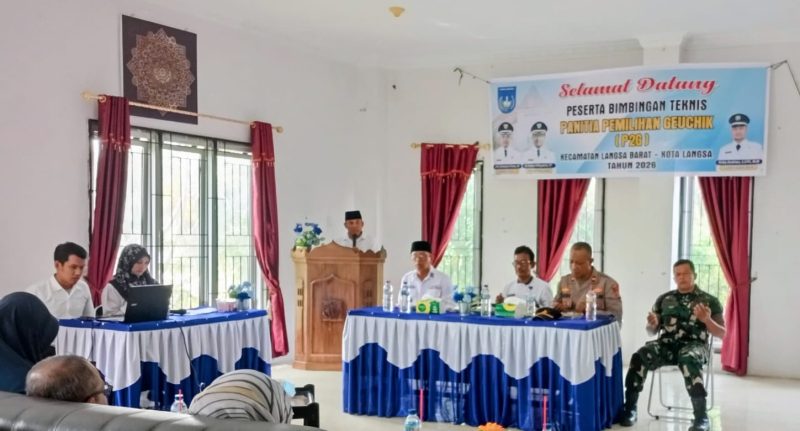 Keterangan foto : Panitia Pemilihan Geuchik (P2G) se-Kecamatan Langsa Barat mengikuti pelatihan bimbingan teknis (bimtek) di Aula Kantor Camat setempat, Rabu (6/5/2026). 