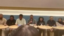 Keterangan foto : Walhi gelar konferensi pers bertajuk 