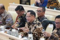 Keterangan Foto: Menteri Dalam Negeri Muhammad Tito Karnavian saat memaparkan rencana kerja Kemendagri tahun 2027 dalam Rapat Kerja bersama Komisi II DPR RI di Kompleks Parlemen, Senayan, Jakarta, Kamis (11/6/2026).
