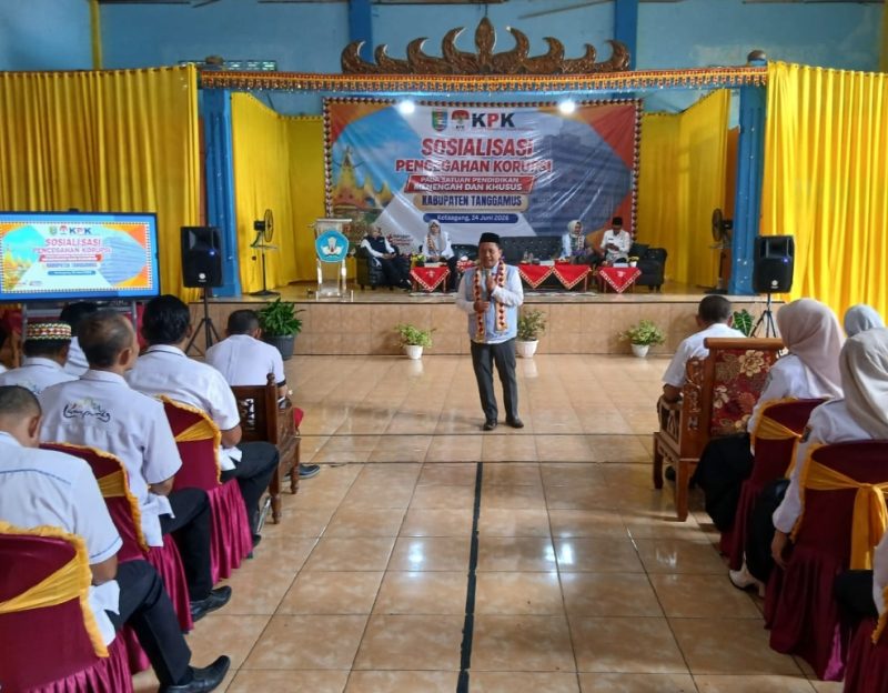 Keterangan foto : KPK menggelar Sosialisasi Pencegahan Korupsi bagi satuan pendidikan menengah dan pendidikan khusus di Aula SMAN 1 Kotaagung, Kabupaten Tanggamus, Rabu (24/6/2026).