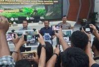 Keterangan Foto: Suasana konferensi pers pengungkapan kasus perdagangan satwa liar dilindungi yang dipimpin oleh Direktur Reserse Kriminal Khusus Polda Riau, Kombes Pol Ade Kuncoro, di Media Center Polda Riau, Kamis (11/6/2026).