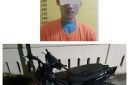 Keterangan foto: Polsek Bunut berhasil meringkus pelaku dan barang bukti pencurian dengan pemberatan beserta barang bukti sepeda motor hasil curian.