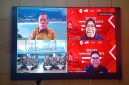 Keterangan Foto: Bupati Tapanuli Tengah Masinton Pasaribu memberikan arahan secara virtual, didampingi narasumber Dr. Nanty Haposan U.P. Simanungkalit, serta seluruh jajaran Pemkab Tapteng yang mengikuti sosialisasi secara hybrid.