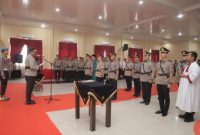Keterangan foto: Kapolres Kampar AKBP Boby Putra Ramadhan Sebayang memimpin serah terima jabatan strategis di lingkungan Polres Kampar.